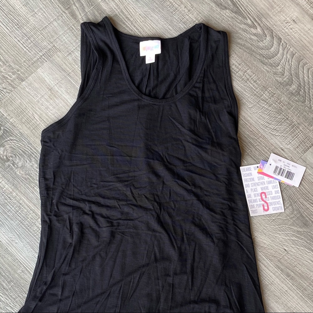 Lularoe Tank Top - Size Small - NWT